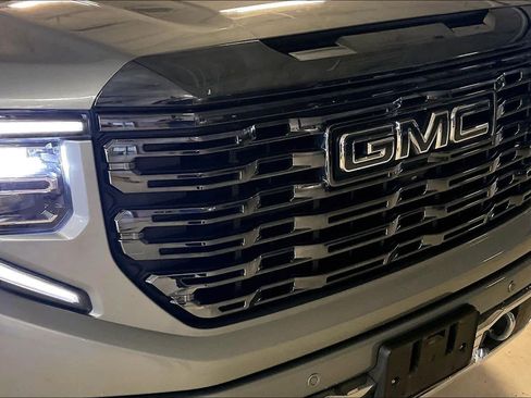 Used 2023 GMC Sierra 1500 Denali Ultimate AWD/4WD image 30