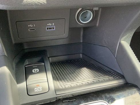 Certified 2024 Nissan Kicks SV FWD image 33