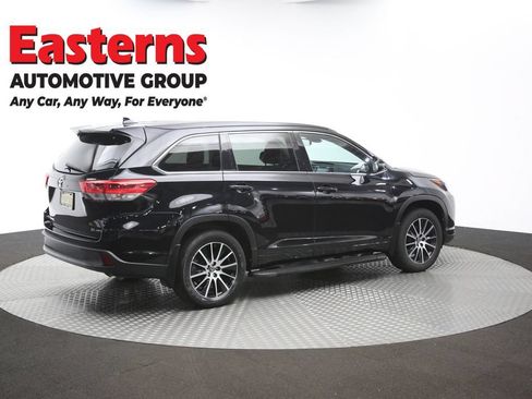 Used 2018 Toyota Highlander SE AWD/4WD image 43