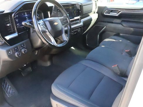 Used 2023 Chevrolet Silverado 1500 LT image 27