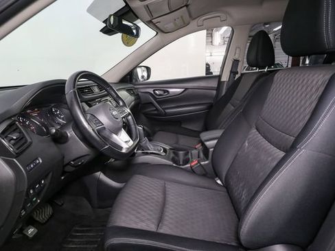 Used 2020 Nissan Rogue SV AWD/4WD image 36