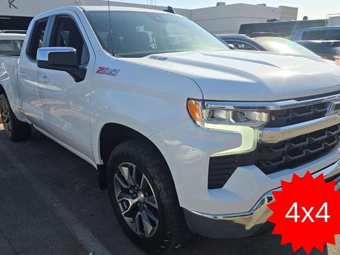 Used 2022 Chevrolet Silverado 1500 LT image 3