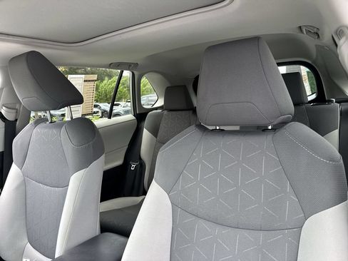 Used 2019 Toyota RAV4 XLE FWD image 42