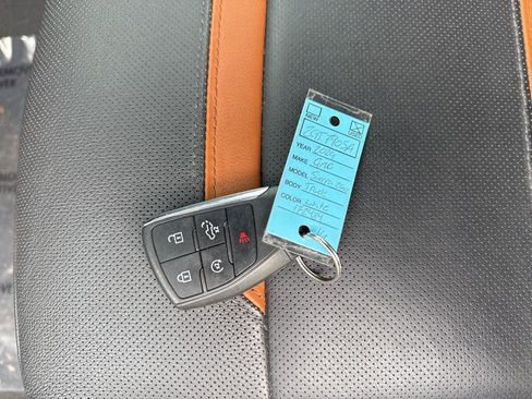 Used 2024 GMC Sierra 2500 AT4 w/ AT4 Preferred Package image 39