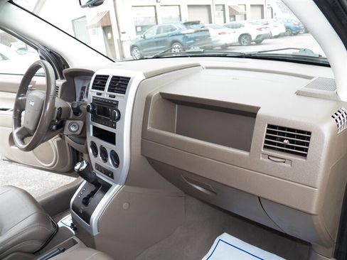 Used 2008 Jeep Compass Limited image 17