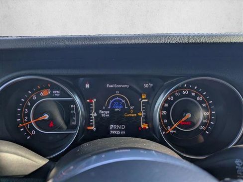Used 2020 Jeep Wrangler Unlimited Sahara AWD/4WD image 10