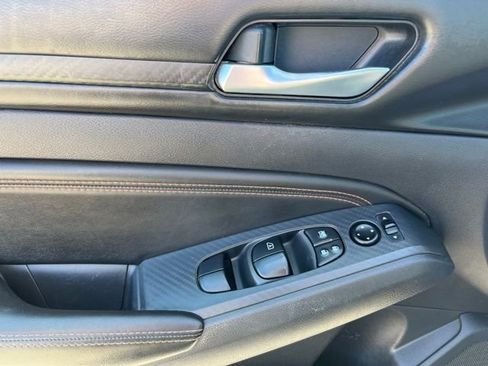 Used 2020 Nissan Altima 2.5 SR image 10