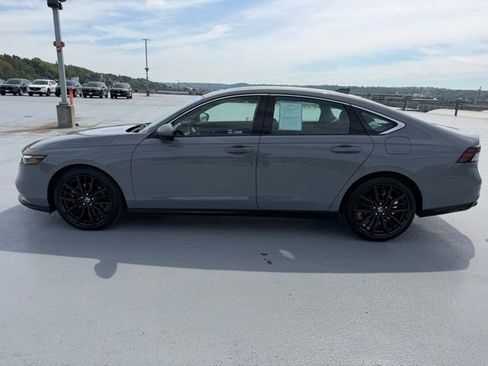 Certified 2023 Honda Accord Touring image 10