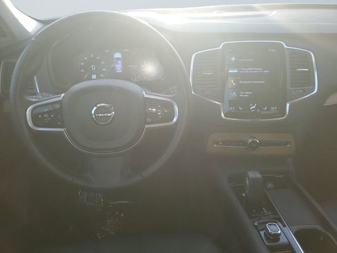 Used 2022 Volvo XC90 T8 Inscription Expression image 10