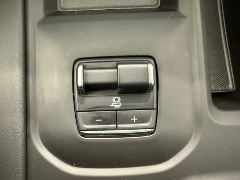 Used 2024 GMC Sierra 2500 Denali w/ Denali Reserve Package image 24