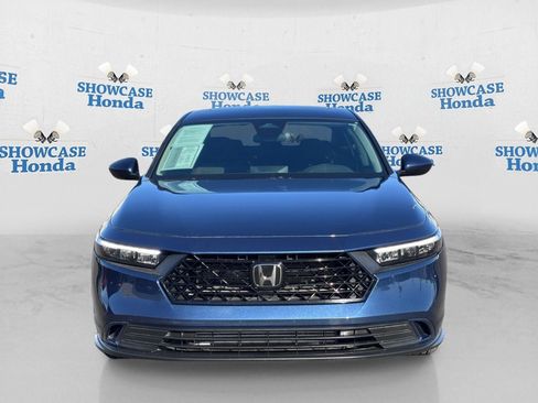 Used 2023 Honda Accord EX image 6