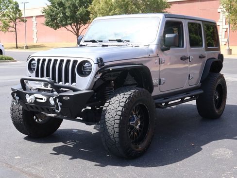 Used 2020 Jeep Wrangler Unlimited Sport AWD/4WD image 29