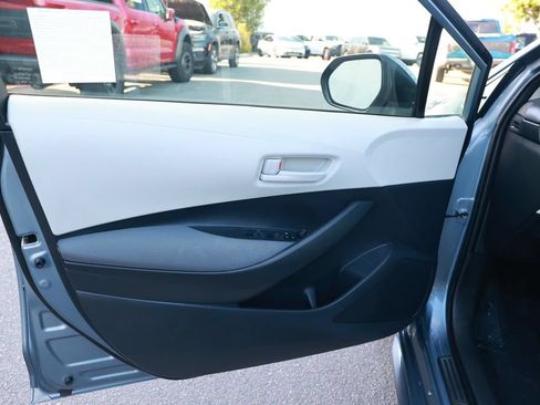 Used 2023 Toyota Corolla LE w/ Carpet Mat Package (TMS) FWD image 18