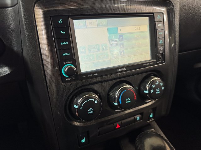 Used 2010 Dodge Challenger R/T RWD image 12