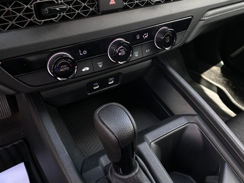 Used 2023 Honda Accord LX image 17