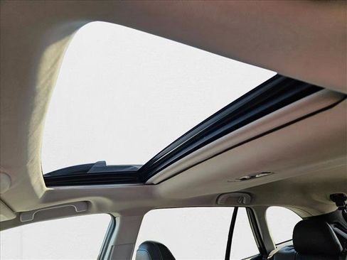 Used 2020 Subaru Outback Onyx Edition XT w/ Popular Package #2 image 16