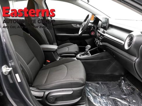 Used 2021 Kia Forte Sedan FWD image 23