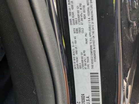 Used 2021 RAM 1500 TRX w/ TRX Level 2 Equipment Group AWD/4WD image 29