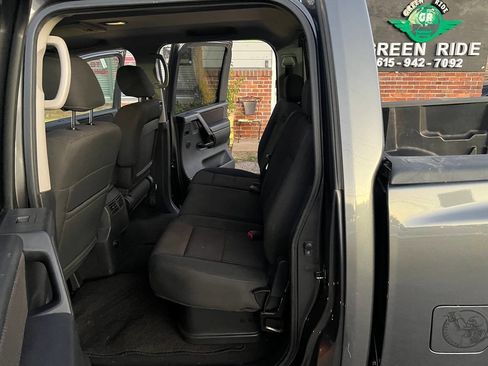 Used 2008 Nissan Titan SE image 13