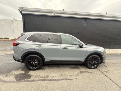 Used 2025 Honda CR-V Sport-L image 3