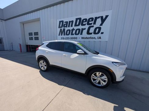Used 2025 Buick Encore GX Preferred FWD image 32