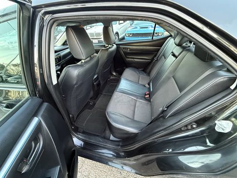 Used 2015 Toyota Corolla LE image 11