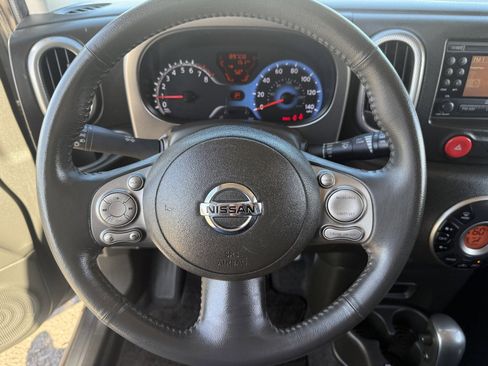 Used 2010 Nissan Cube 1.8 S Krom Edition w/ Interior Designer Pkg image 24