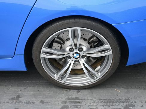 Used 2013 BMW M5 Base image 10