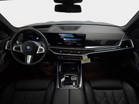 New 2026 BMW X5 xDrive50e w/ M Sport Package AWD/4WD image 10