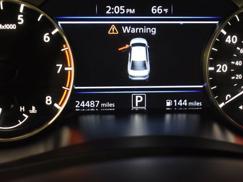 Used 2025 Nissan Altima 2.5 SV image 34