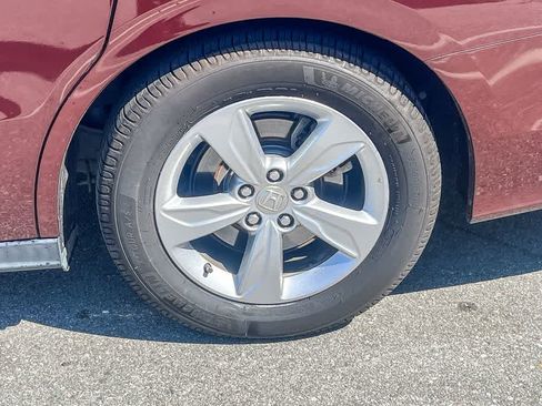 Used 2019 Honda Odyssey EX-L image 6