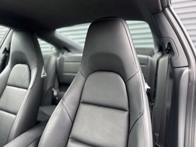 Used 2018 Porsche 911 Carrera RWD image 30