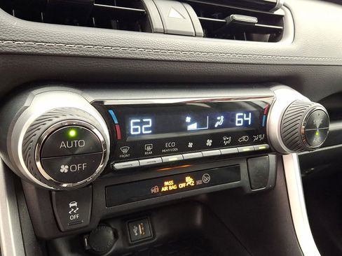 Certified 2024 Toyota RAV4 XLE image 19