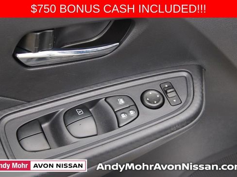 New 2025 Nissan Versa SV w/ Trunk Package image 10