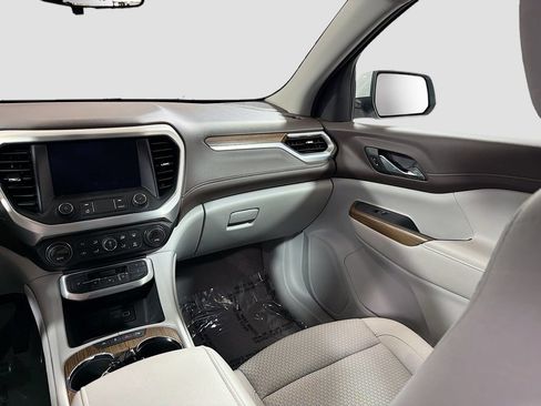 Used 2022 GMC Acadia SLE FWD image 22