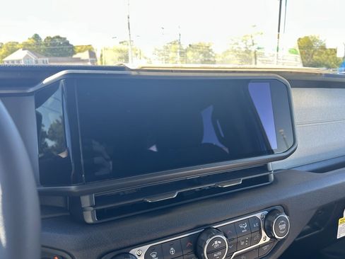 New 2026 Jeep Wrangler Sport S image 20