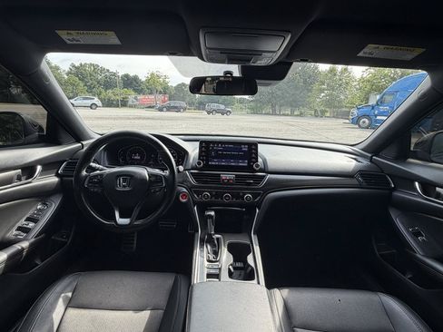 Used 2021 Honda Accord Sport image 19