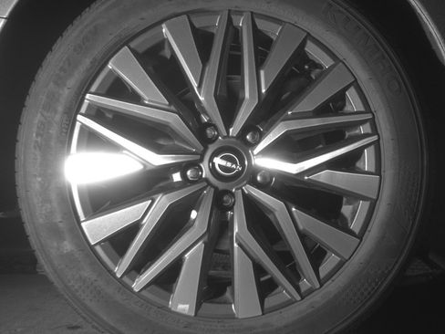 Used 2025 Nissan Altima 2.5 SV image 14