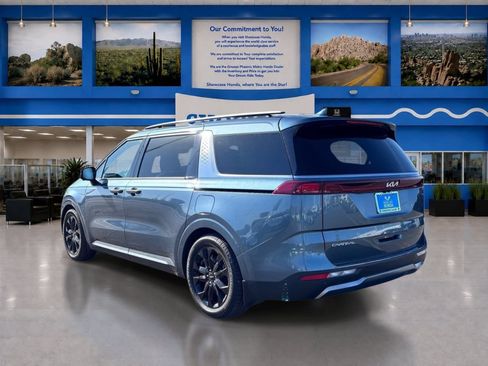 Used 2023 Kia Carnival SX Prestige FWD image 5