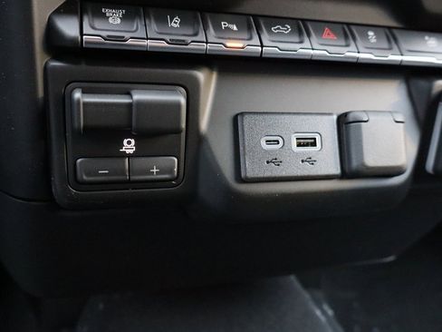 New 2026 Chevrolet Silverado 2500 Custom w/ Custom Value Package image 10