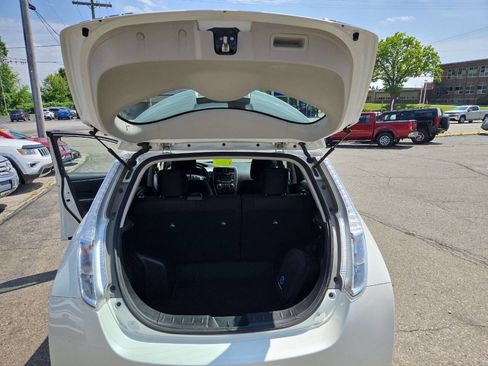 Used 2017 Nissan Leaf S w/ Charge Package image 25