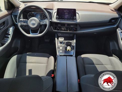Used 2023 Nissan Rogue S FWD image 17