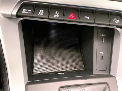 Certified 2023 Audi Q3 2.0T Premium w/ Convenience Package image 33