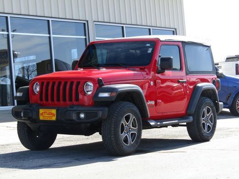 Used 2020 Jeep Wrangler Sport image 11