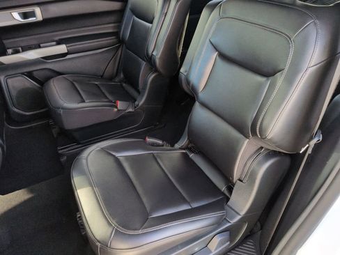 Certified 2023 Ford Explorer XLT w/ Equipment Group 202A image 20