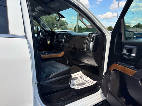 Used 2016 Chevrolet Silverado 2500 LTZ image 28