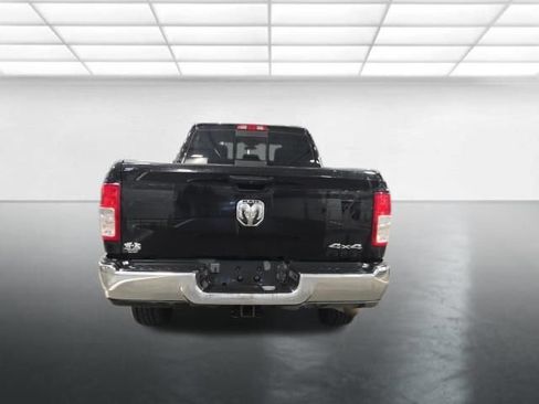 Used 2024 RAM 2500 Tradesman w/ Chrome Appearance Group AWD/4WD image 6