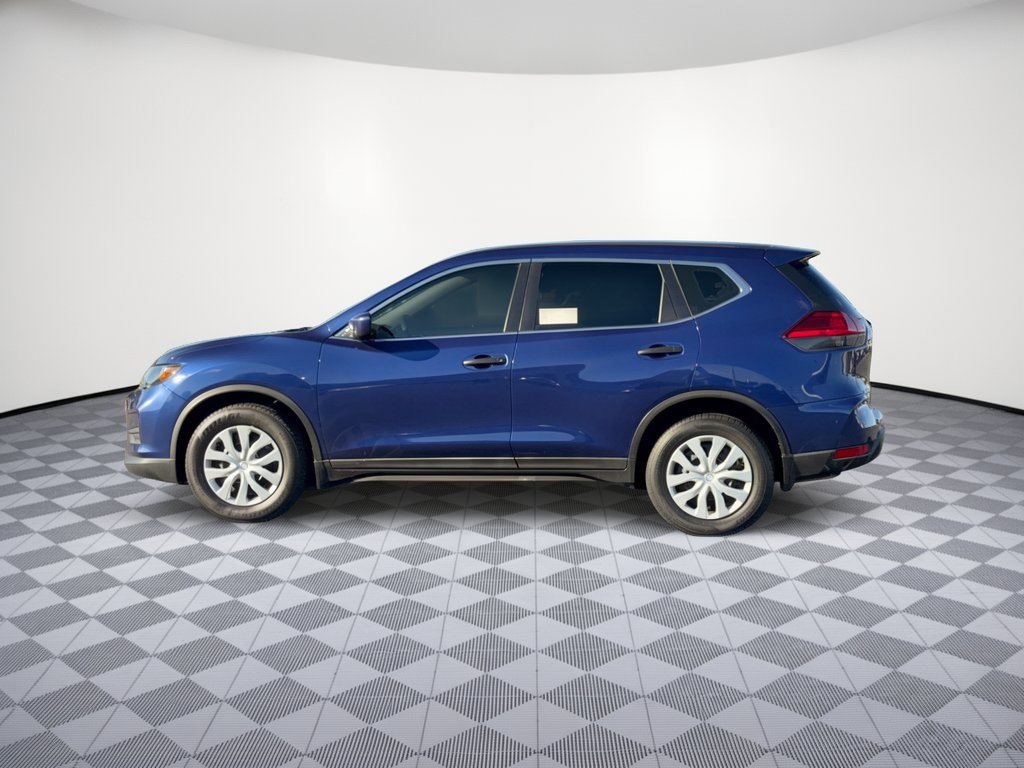 Used 2017 Nissan Rogue S FWD image 3