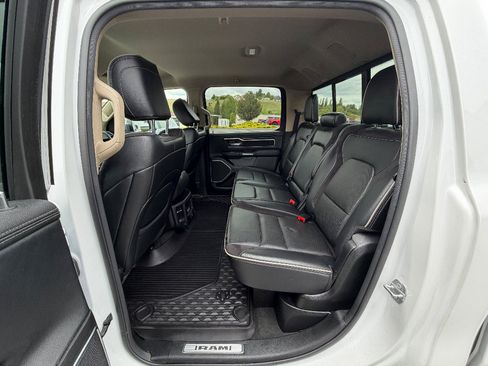 Used 2021 RAM 1500 Laramie AWD/4WD image 3