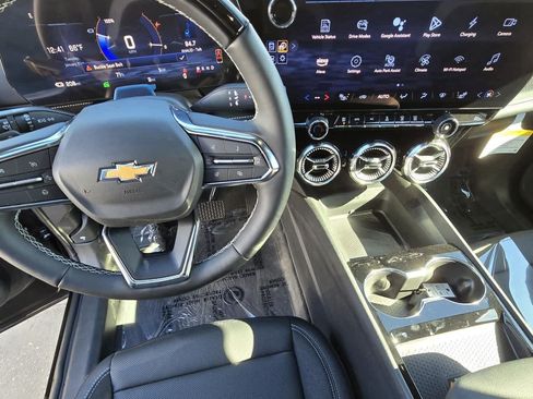 Used 2025 Chevrolet Blazer EV LT w/ Super Cruise Package AWD/4WD image 42